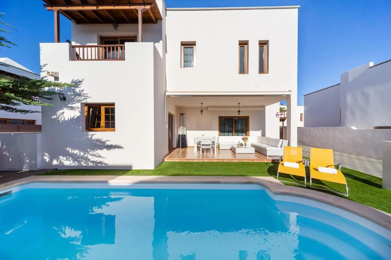 Valentina Villa Private Pool Garden Costa Teguise